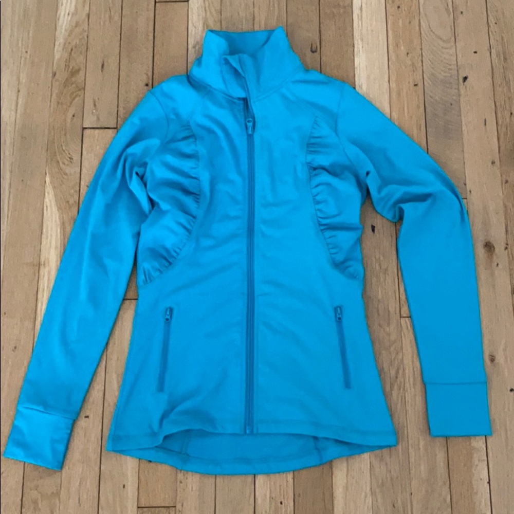Workout sweater/zip up